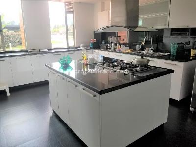 Casa de 4 alcobas en venta en San Sebastian, Bogotá, 600 m² · foto 7 de 15