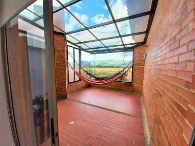 Casa de 5 alcobas en venta en San Jose De Bavaria, Bogotá, 830 m² · foto 12 de 20