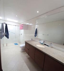 Casa de 5 alcobas en venta en San Jose De Bavaria, Bogotá, 830 m² · foto 16 de 20
