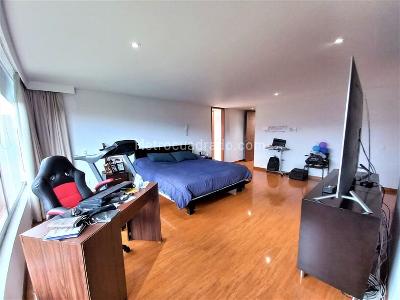 Casa de 5 alcobas en venta en San Jose De Bavaria, Bogotá, 830 m² · foto 18 de 20