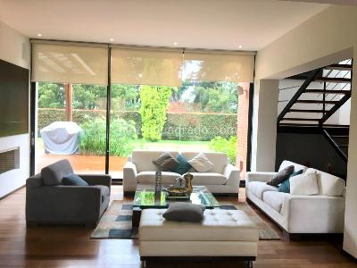 Casa de 3 alcobas en venta en Hacienda San Simon, Bogotá, 1400 m² · foto 2 de 17