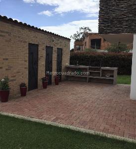 Casa de 5 alcobas en venta en Hacienda San Simon, Bogotá, 1470 m² · foto 3 de 18