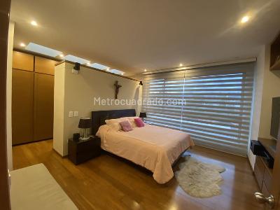 Casa de 4 alcobas en venta en San Jose De Bavaria, Bogotá, 900 m² · foto 12 de 20