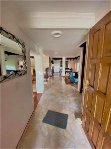 Casa de 4 alcobas en venta en San Jose De Bavaria, Bogotá, 280 m² · foto 2 de 20