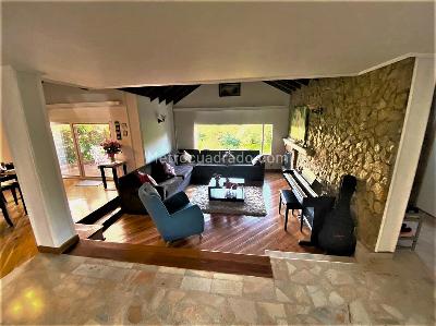 Casa de 4 alcobas en venta en San Jose De Bavaria, Bogotá, 280 m² · foto 3 de 20