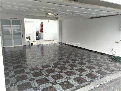 Casa de 3 alcobas en venta en San Jose De Bavaria, Bogotá, 800 m² · foto 10 de 20