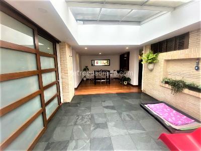 Casa de 3 alcobas en venta en San Jose De Bavaria, Bogotá, 280 m² · foto 4 de 20
