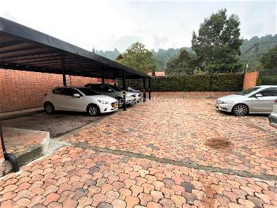 Casa de 3 alcobas en venta en San Jose De Bavaria, Bogotá, 500 m² · foto 20 de 20