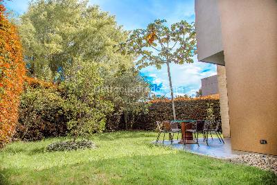 Casa de 4 alcobas en venta en San Jose De Bavaria, Bogotá, 600 m² · foto 2 de 20