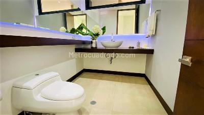 Casa de 4 alcobas en venta en Guaymaral, Bogotá, 1437 m² · foto 10 de 20