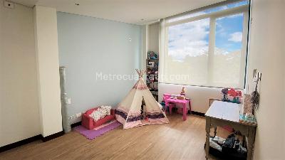 Casa de 4 alcobas en venta en Guaymaral, Bogotá, 1437 m² · foto 15 de 20