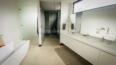 Casa de 4 alcobas en venta en Guaymaral, Bogotá, 1437 m² · foto 17 de 20