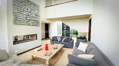 Casa de 4 alcobas en venta en Guaymaral, Bogotá, 1437 m² · foto 4 de 20