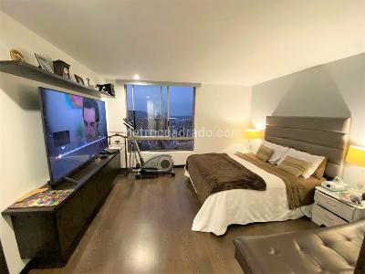 Apartamento de 3 alcobas en venta en Gratamira Colina Campestre, Bogotá, 190 m² · foto 12 de 20