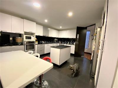 Apartamento de 3 alcobas en venta en Gratamira Colina Campestre, Bogotá, 190 m² · foto 5 de 20