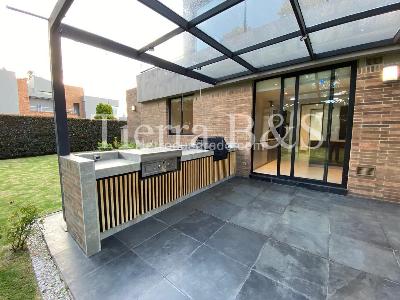 Casa de 4 alcobas en venta en Guaymaral, Bogotá, 1400 m² · foto 8 de 20