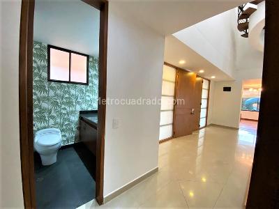 Casa de 5 alcobas en venta en San Jose De Bavaria, Bogotá, 800 m² · foto 11 de 20
