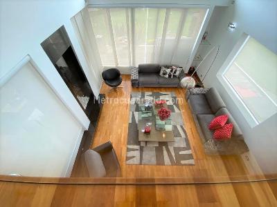 Casa de 3 alcobas en venta en San Jose De Bavaria, Bogotá, 800 m² · foto 2 de 20