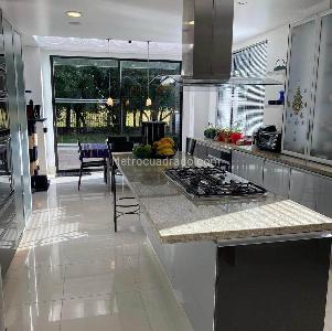 Casa de 4 alcobas en venta en San Simon, Bogotá, 1398 m² · foto 10 de 20
