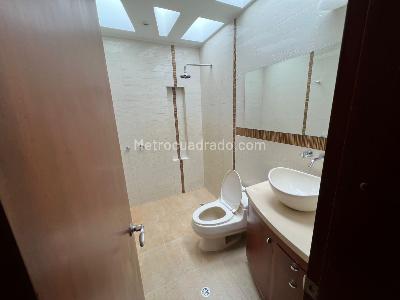 Casa de 4 alcobas en venta en San Simon, Bogotá, 1398 m² · foto 18 de 20
