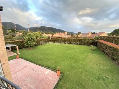 Casa de 4 alcobas en venta en San Simon Guaymaral, Bogotá, 1400 m² · foto 4 de 20