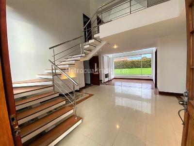 Casa de 4 alcobas en venta en San Simon Guaymaral, Bogotá, 1400 m² · foto 6 de 20