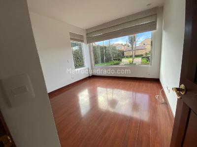 Casa de 4 alcobas en venta en San Simon Guaymaral, Bogotá, 1400 m² · foto 8 de 20