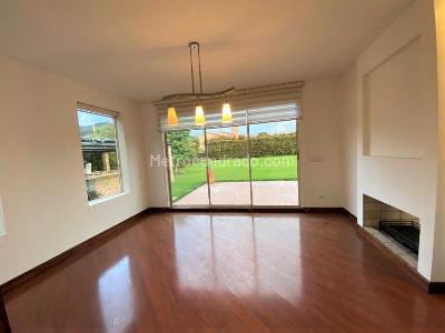 Casa de 4 alcobas en venta en San Simon Guaymaral, Bogotá, 1400 m² · foto 12 de 20
