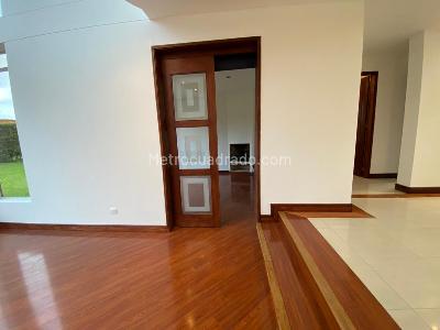 Casa de 4 alcobas en venta en San Simon Guaymaral, Bogotá, 1400 m² · foto 13 de 20