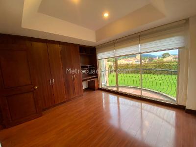 Casa de 4 alcobas en venta en San Simon Guaymaral, Bogotá, 1400 m² · foto 16 de 20