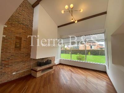 Casa de 4 alcobas en venta en San Simon, Bogotá, 1500 m² · foto 3 de 20