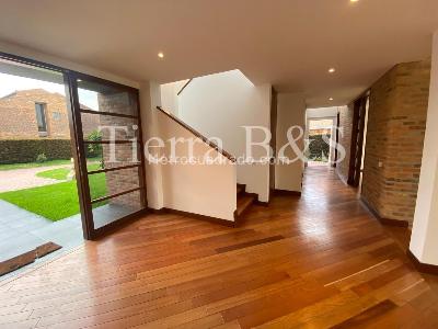 Casa de 4 alcobas en venta en San Simon, Bogotá, 1500 m² · foto 9 de 20