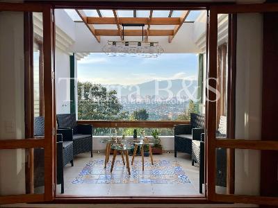 Casa de 4 alcobas en venta en Lindaraja, Bogotá, 428 m² · foto 2 de 20