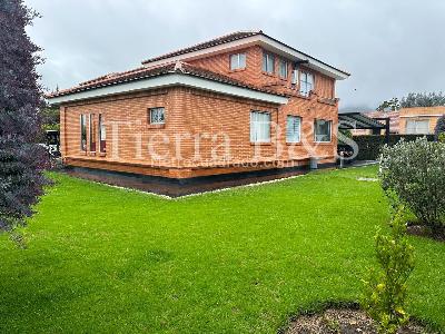 Casa de 3 alcobas en venta en Hacienda San Simon, Bogotá, 1385 m² · foto 2 de 20