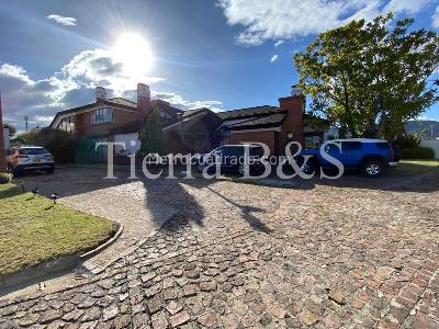 Casa de 4 alcobas en venta en Guaymaral, Bogotá, 1500 m² · foto 7 de 20