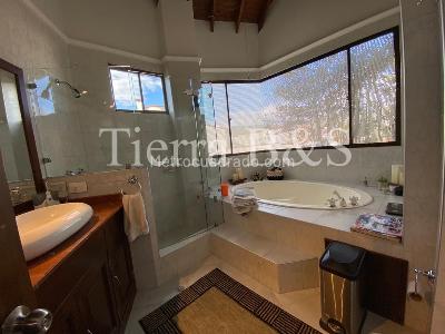 Casa de 4 alcobas en venta en San Jose De Bavaria, Bogotá, 630 m² · foto 18 de 20