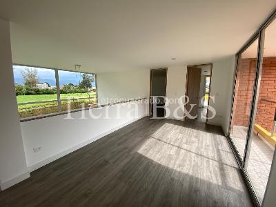 Casa de 4 alcobas en venta en Cota, Bogotá, 370 m² · foto 18 de 20