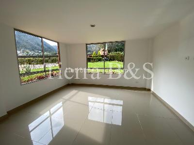 Casa de 4 alcobas en venta en Cota, Bogotá, 370 m² · foto 7 de 20