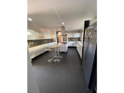 Casa en venta en San Jose De Bavaria, Bogotá · foto 10 de 20