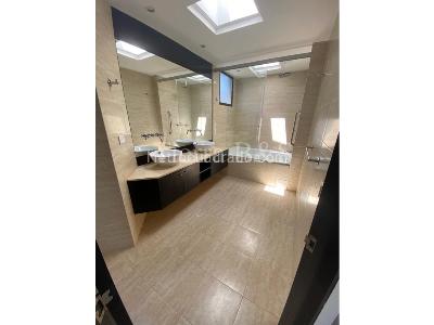Casa en venta en San Jose De Bavaria, Bogotá · foto 18 de 20