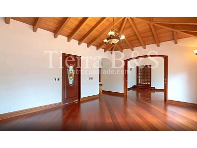 Casa de 4 alcobas en venta en Guaymaral, Bogotá, 1677 m² · foto 3 de 20