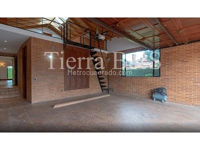 Casa de 4 alcobas en venta en Guaymaral, Bogotá, 1677 m² · foto 7 de 20