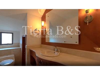 Casa de 4 alcobas en venta en Guaymaral, Bogotá, 1677 m² · foto 10 de 20