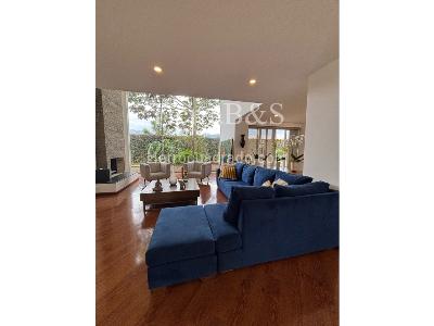 Casa de 5 alcobas en venta en Guaymaral, Bogotá, 1450 m² · foto 2 de 20
