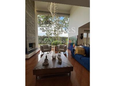 Casa de 5 alcobas en venta en Guaymaral, Bogotá, 1450 m² · foto 3 de 20
