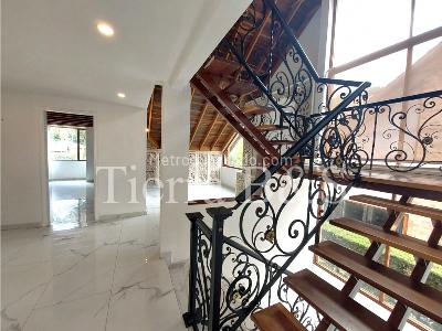 Casa de 3 alcobas en venta en San Jose De Bavaria, Bogotá, 800 m² · foto 10 de 20