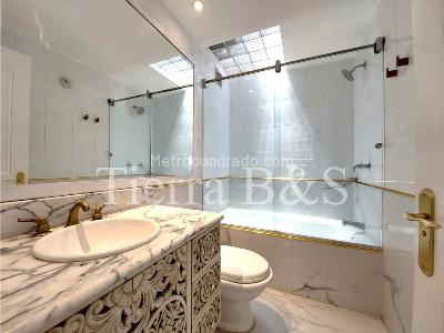 Casa de 3 alcobas en venta en San Jose De Bavaria, Bogotá, 800 m² · foto 18 de 20