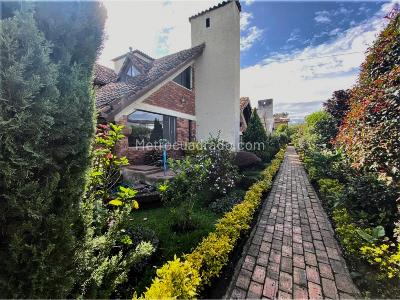 Casa de 4 alcobas en venta en San Jose De Bavaria, Bogotá, 500 m² · foto 9 de 18