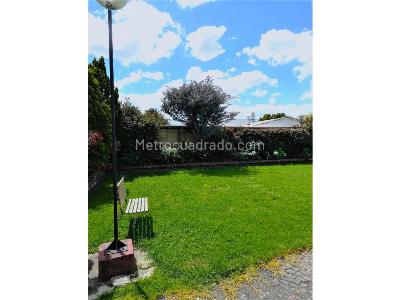 Casa de 4 alcobas en venta en San Jose De Bavaria, Bogotá, 500 m² · foto 13 de 18