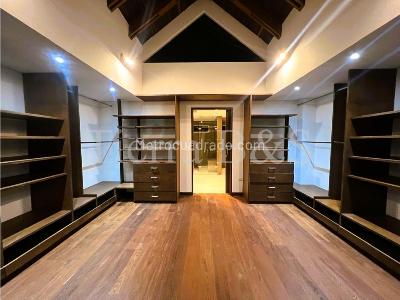 Casa de 4 alcobas en venta en San Jose De Bavaria, Bogotá, 950 m² · foto 12 de 20